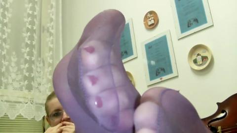 50698